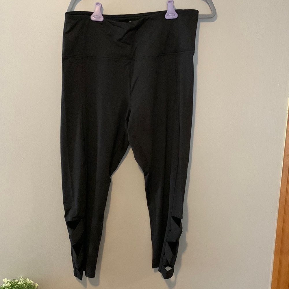 Gaiam Yoga Crop Black